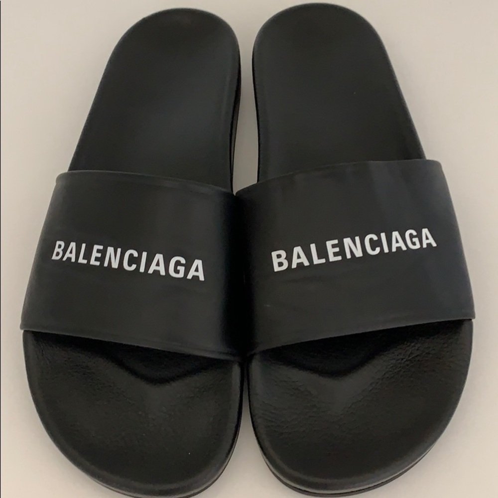 Authentic Balenciaga men’s leather slides